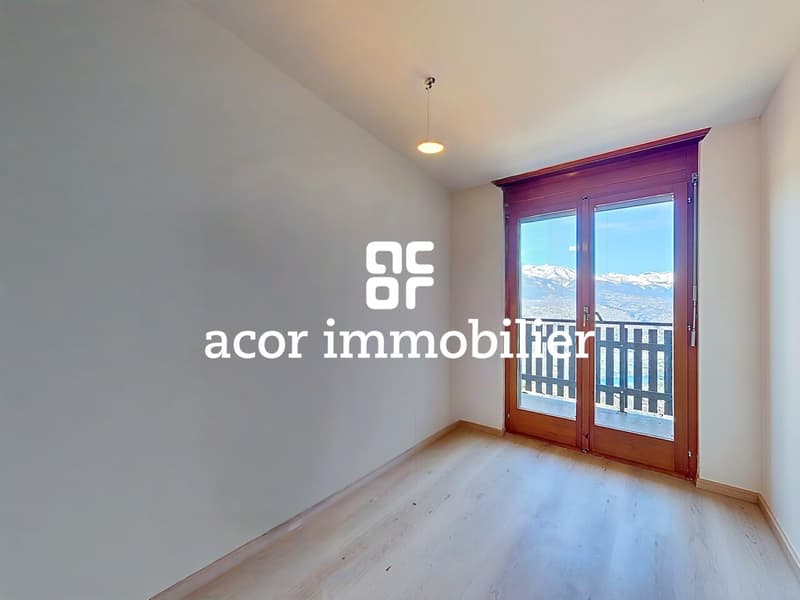 Appartamento di quattro locali con vista panoramica (4)
