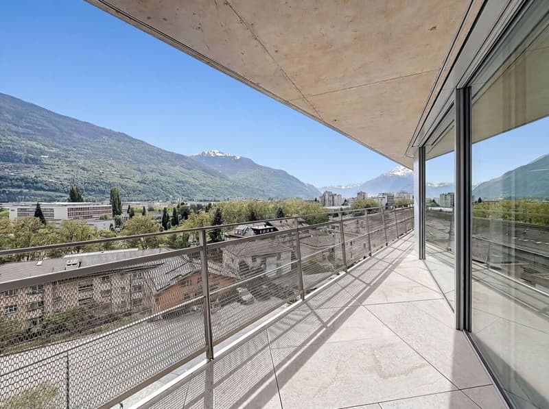 Exceptional attic duplex in the heart of Sion's city center (3)