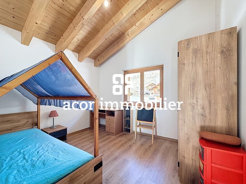 Chalet lumineux aux Haudères avec vue dégagée sur les montagnes (4)