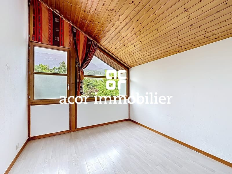 Attique 3.5 pièces avec garage box à Veyras (4)