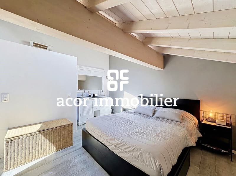 Ardon - Maison atypique au coeur du vieux-village (5)