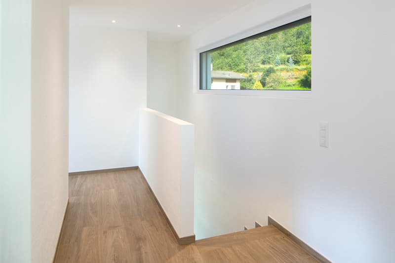 Magnifica villa contemporanea nuova (5)