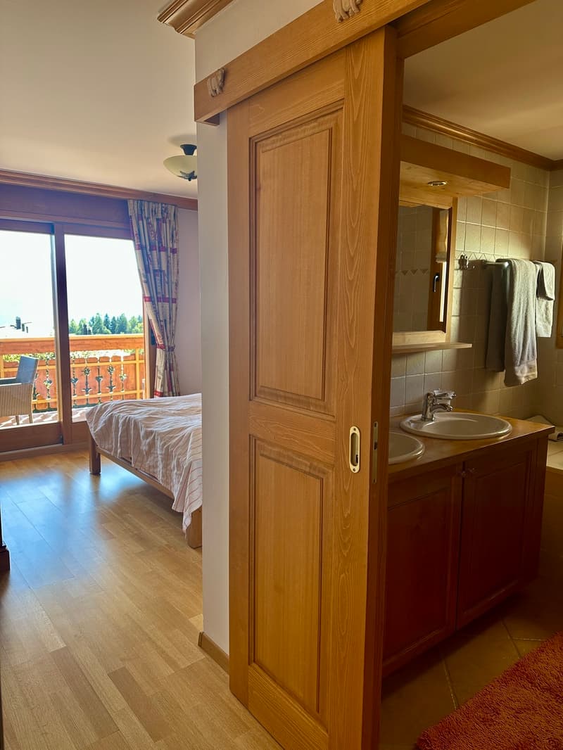 Ideale Lage für diese 4,5 Zimmer (10)