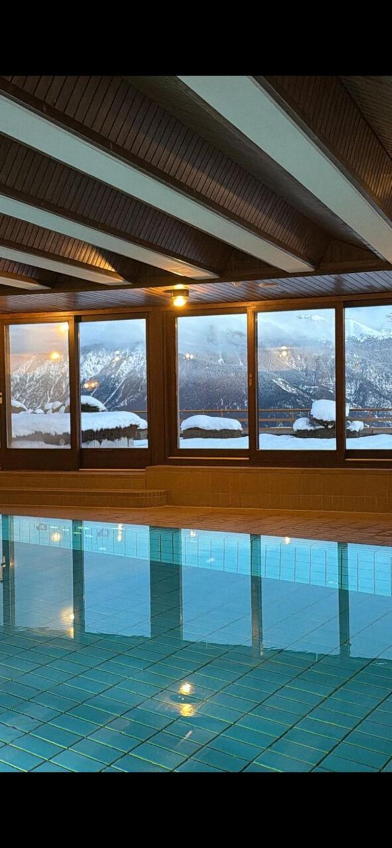 Grand studio dans résidence avec piscine (2)