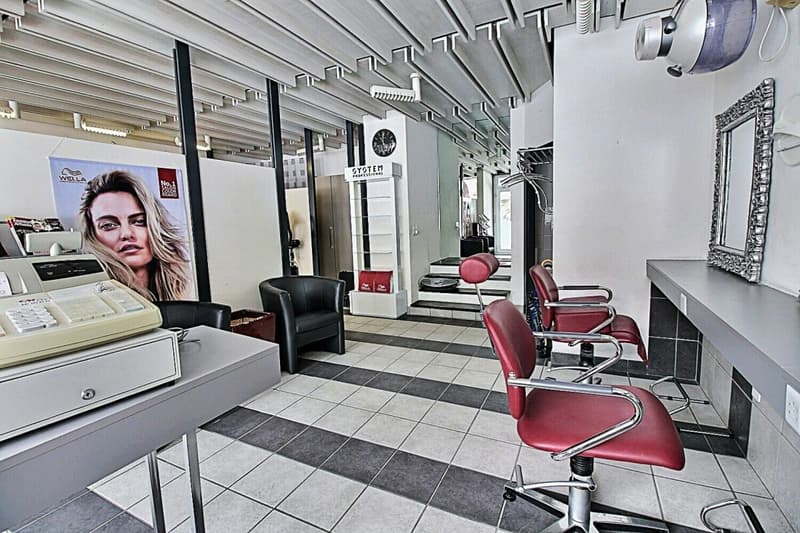 Commercial Premises (4)