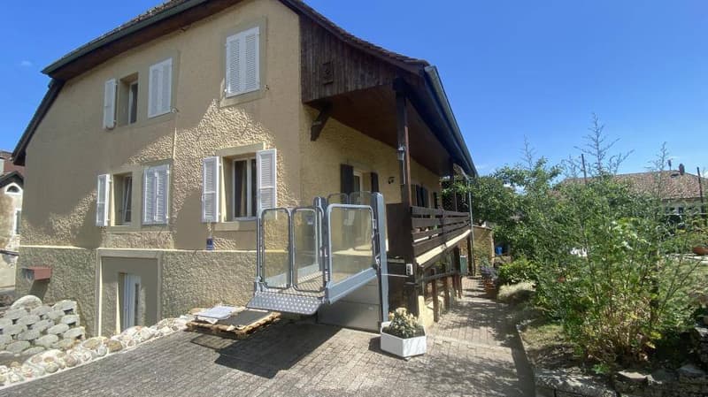 Familienvilla oder 3-Wohnungseinheiten in Baulmes (2)