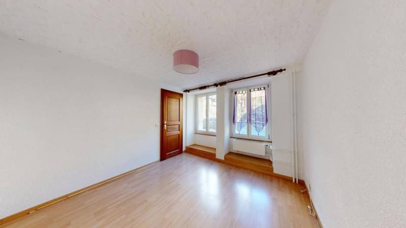 Familienvilla oder 3-Wohnungseinheiten in Baulmes (12)