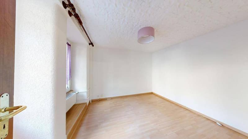 Familienvilla oder 3-Wohnungseinheiten in Baulmes (8)