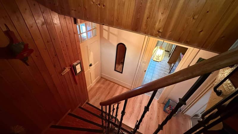 Maison locative avec 2 logements et une grande parcelle (11)