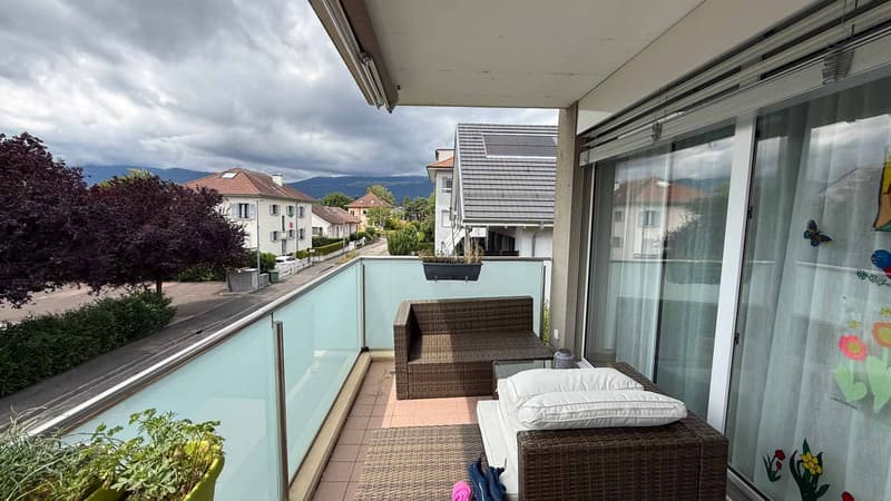 Bel appartement de 4.5 pièces avec grand balcon (3)