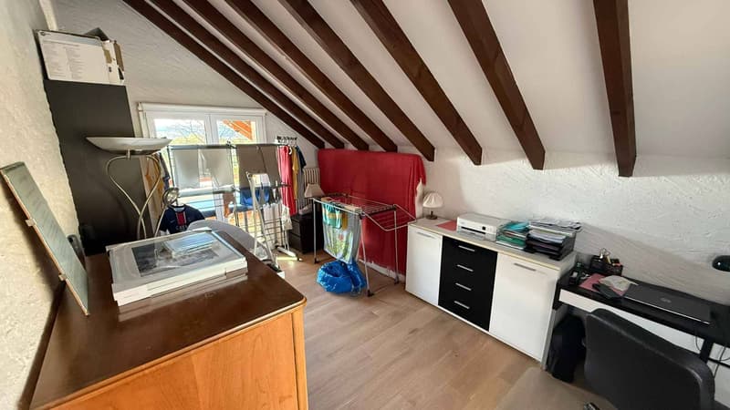 Duplex de 5.5 pièces avec jardin privatif au cur de Corcelles-près-Concise (8)
