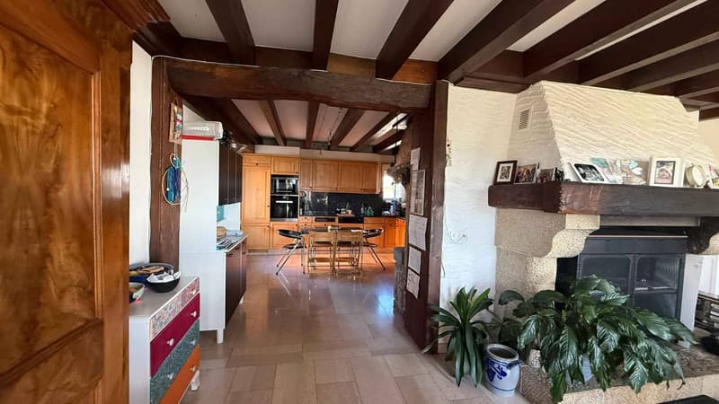Duplex de 5.5 pièces avec jardin privatif au cur de Corcelles-près-Concise (6)