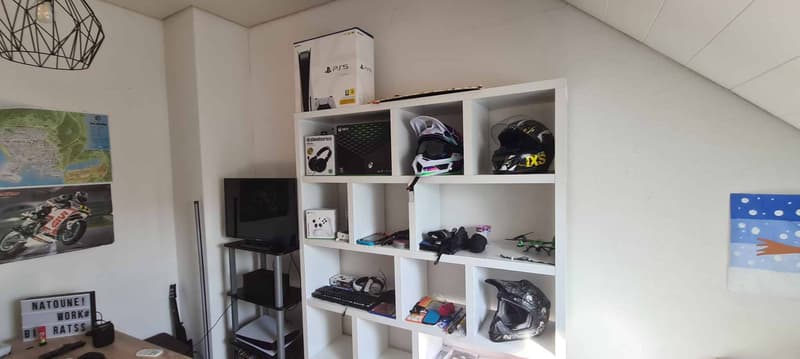 Lumineux appartement de 4.5 pièces sous les toits, à deux pas du lac de Neuchâtel (9)