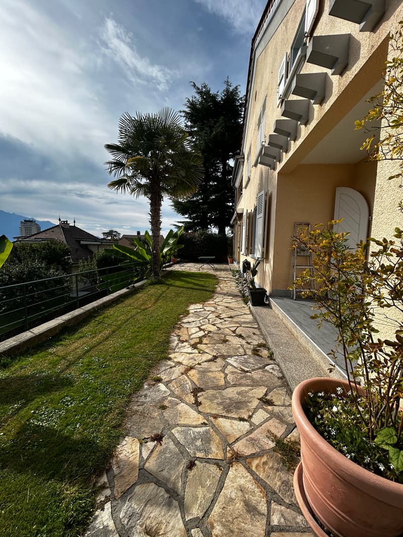 Spacieux appartement avec terrasse, jardin et vue panoramique sur le lac à Montreux (16)