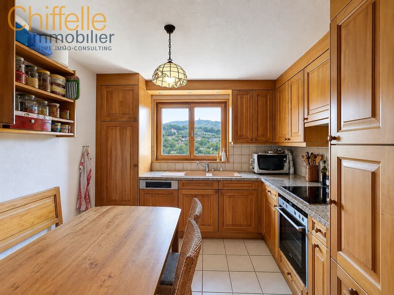 Belle villa familiale avec panorama sur le Léman et les Alpes (4)