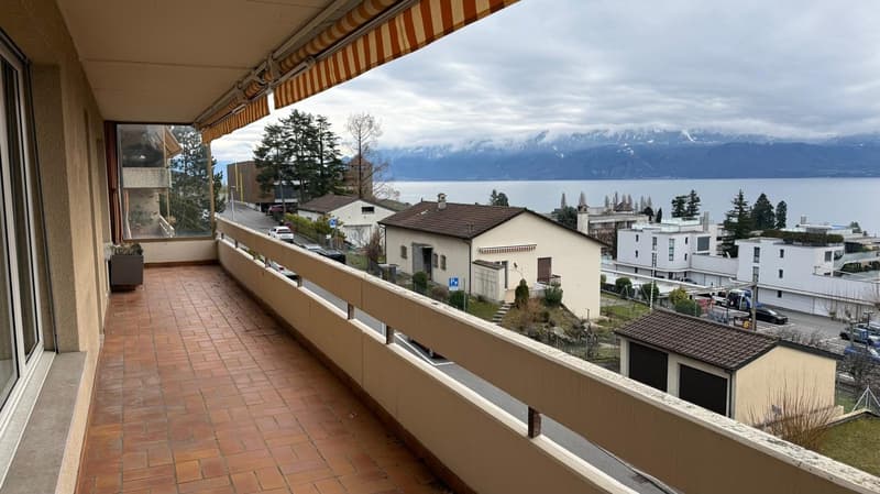Meraviglioso appartamento di 6 locali ristrutturato a Lutry (15)