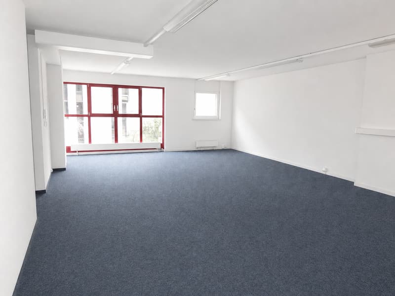 Commercial space for rent (2)