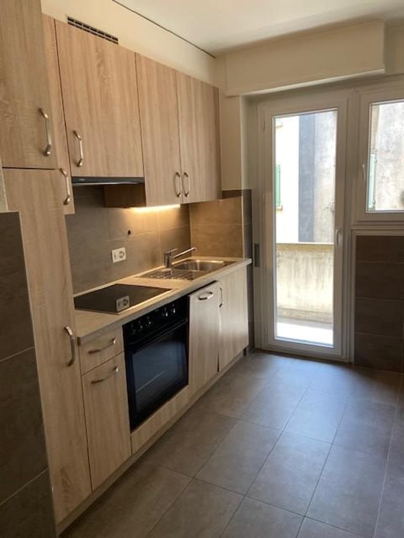 Bel appartement de 3.5 pièces avec deux balcons au coeur de Lausanne (4)