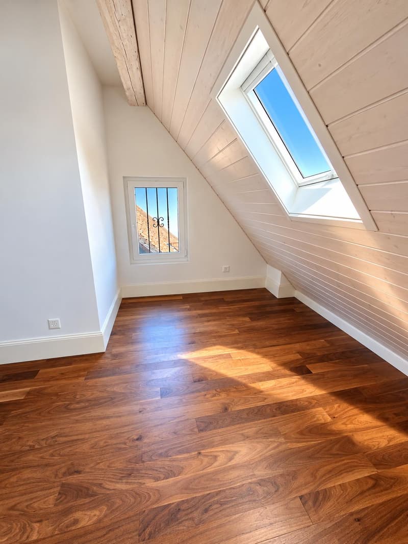 Magnifique duplex de 3 pièces au 2ème étage - Centre d'Avenches avec vue sur les arènes (7)