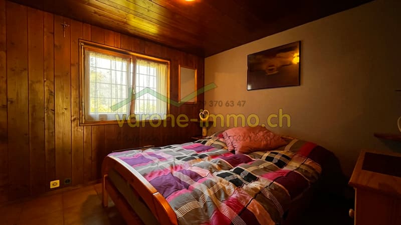 Chambre principale au rez supérieur