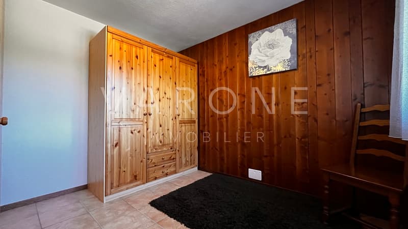 Chambre au rez inférieur