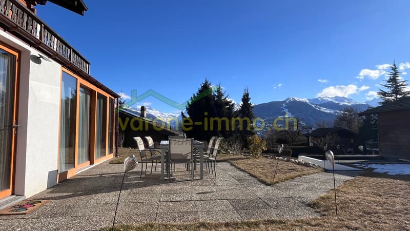 Terrasse ouest et panorama sud