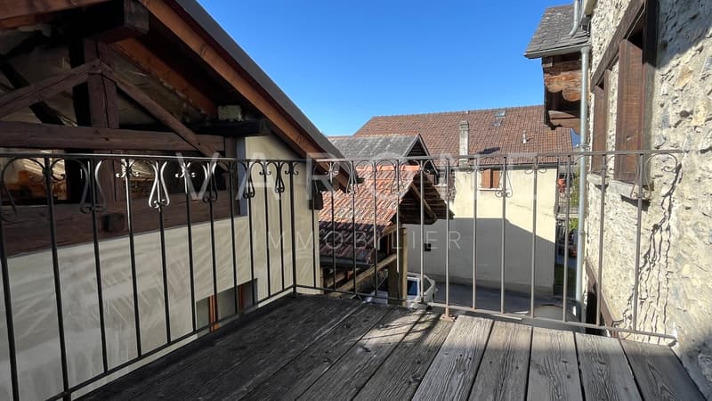 Balcon de l'appartement de 4.5 pces en duplex