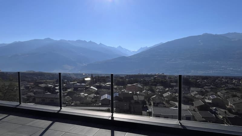 Panorama sur le Val d'Hérens et la Dent-Blanche