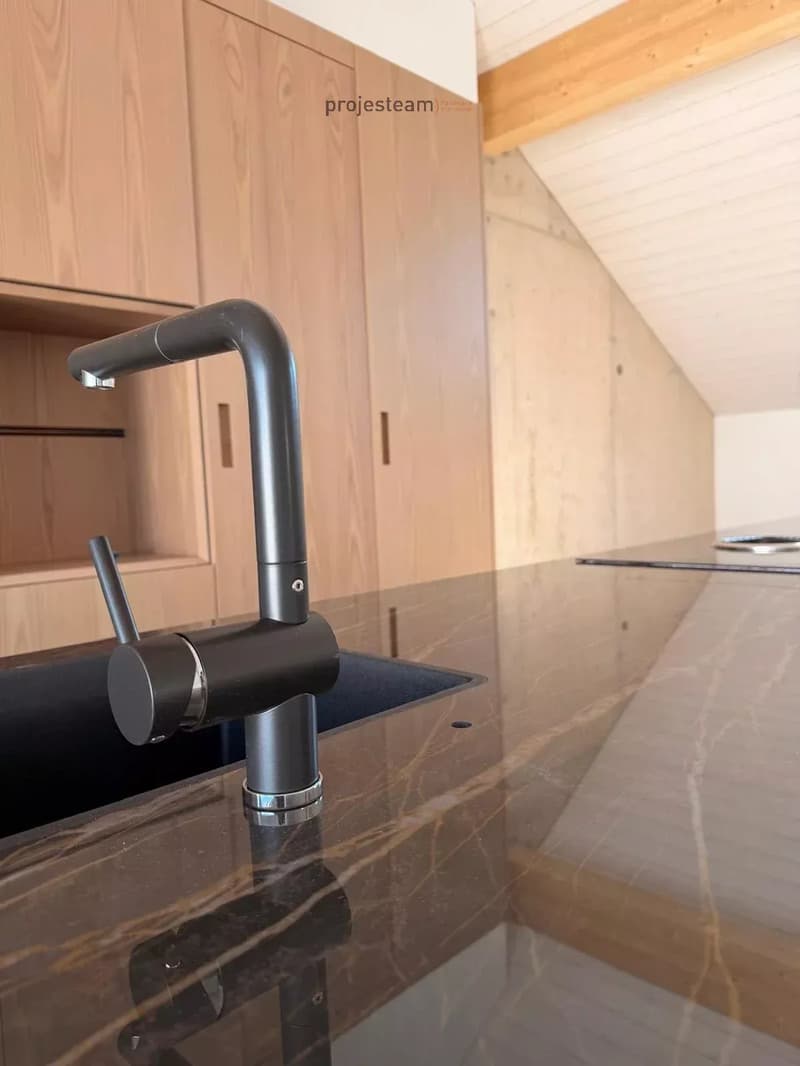 Appartamento nuovo - Duplex mansardato con fascino e charme accentuati da doppie altezze del soffitto (4)