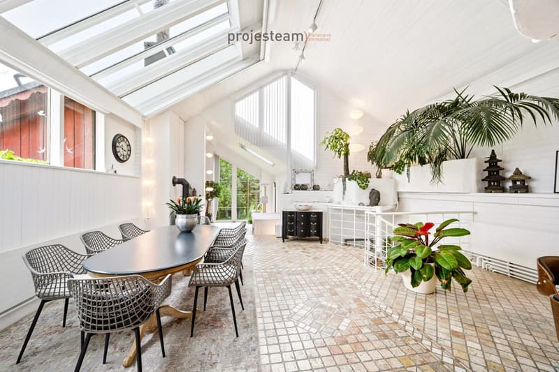 2 apartments 84m2 and 181m2, combined into a triplex in a renovated farm (8)