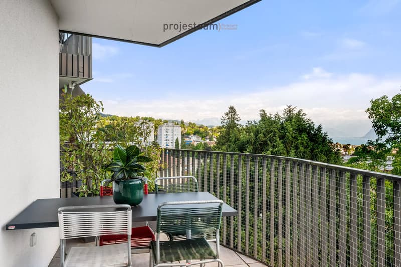 Lausanne ? La Sallaz | Elegant 4.5 rooms with lake view, terrace and high-quality amenities (12)