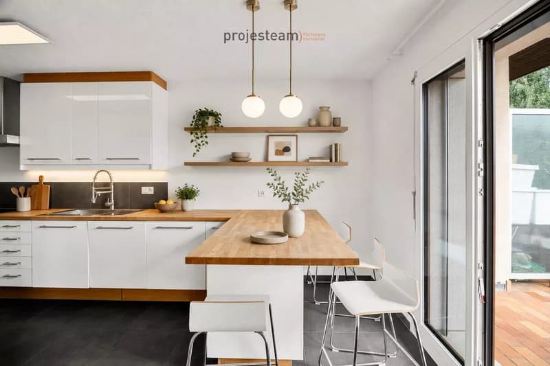 Appartement avec cheminée, rénové avec soin, grand balcon plein sud, dans un cadre verdoyant et familial (4)