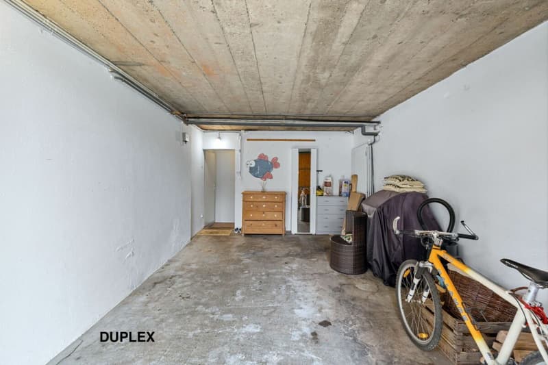 820 m² farm building with 3 apartments and 2 partially renovated barns, 8 km from Avenches and 25 km from Neuchâtel and Fribourg. (21)