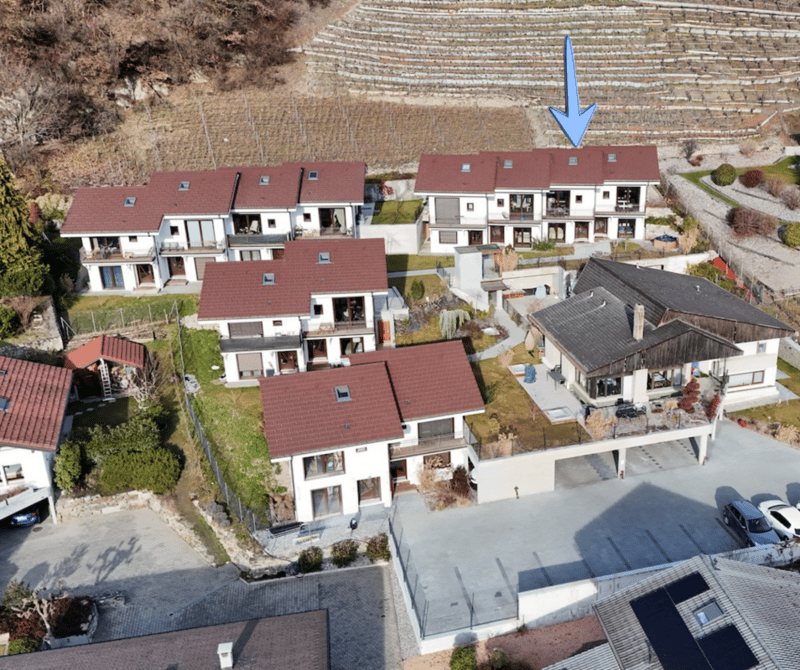 MAGNIFICENT SEMI-DETACHED VILLA 3 PCS ½ OF 107 M2 IN THE HEART OF THE VINEYARDS IN SAILLON (2)