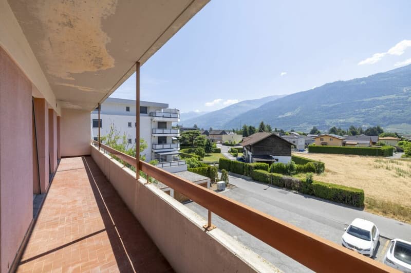 Appartamento luminoso di 3,5 locali ristrutturato, con una superficie lorda di 79 m² (12)