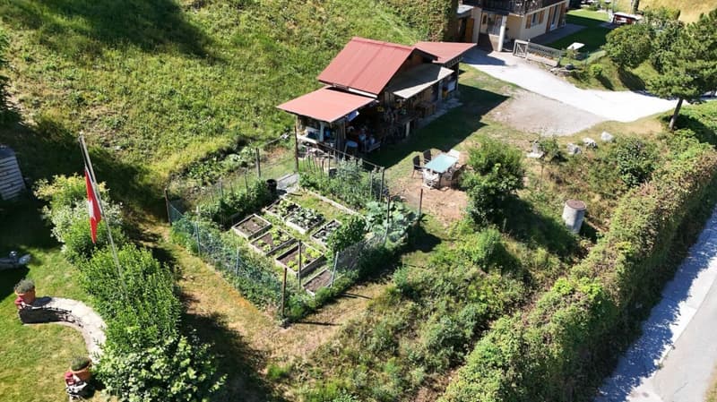 Detached house with 5 rooms and ½, 224 m2 living space, on a plot of 1693 m2 with breathtaking views (5)