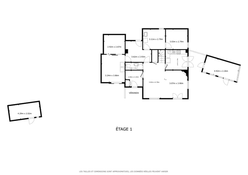 Detached house with 5 rooms and ½, 224 m2 living space, on a plot of 1693 m2 with breathtaking views (20)