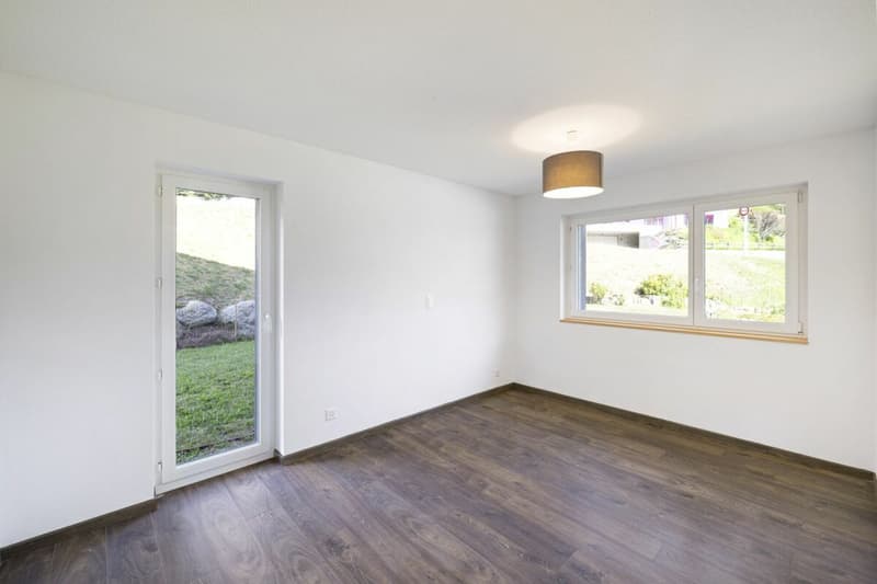 Geräumige 3-Zimmer-Wohnung mit 1/2 Stock im Erdgeschoss mit 107 m² (13)