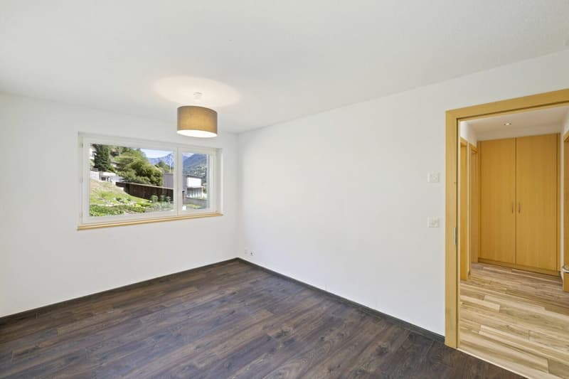 Geräumige 3-Zimmer-Wohnung mit 1/2 Stock im Erdgeschoss mit 107 m² (12)