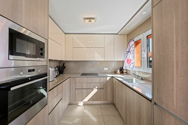 Charming 4.5 room villa of 130 m2 in Vétroz on a plot of 463 m2 (8)