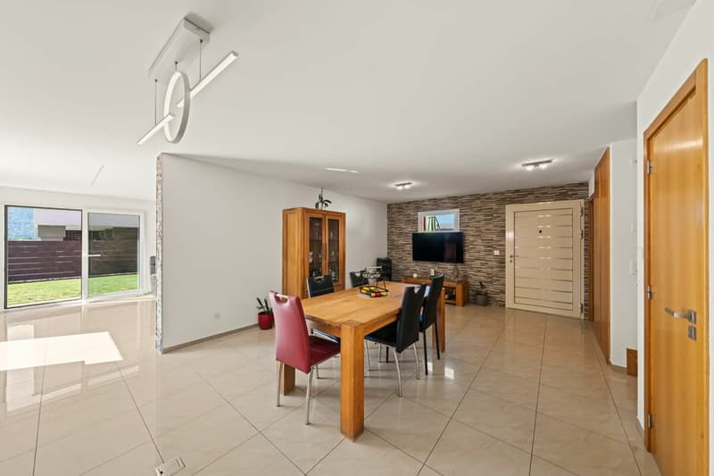 Charming 4.5 room villa of 130 m2 in Vétroz on a plot of 463 m2 (6)