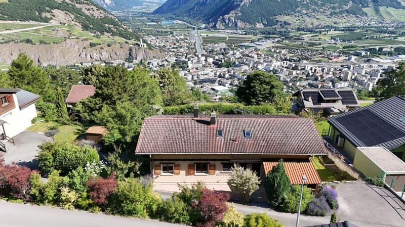 Maison individuelle 6 pièces 1/2 avec un atelier et une vue extraordinaire à Chemin Dessous (2)