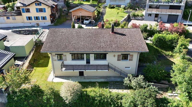 Maison individuelle 6 pièces 1/2 avec un atelier et une vue extraordinaire à Chemin Dessous (34)