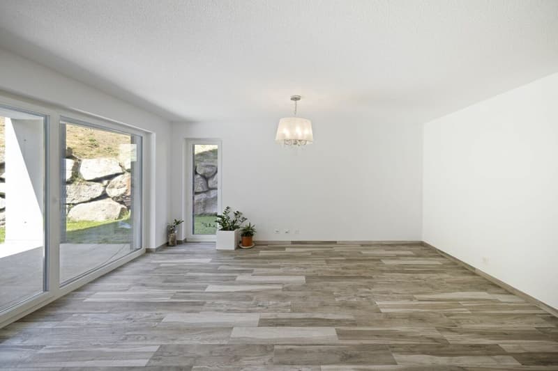 Spacieux 3 pièces 1/2 en rez-de-jardin de 107 m² (10)