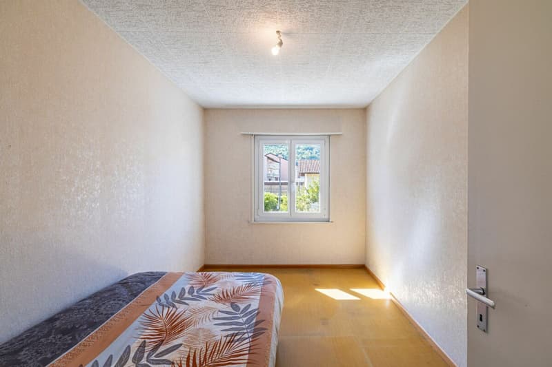 Maison mitoyenne avec un potentiel extraordinaire (9)