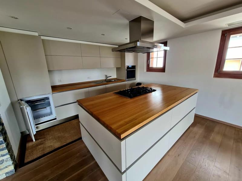 Appartamento 7.5 locali a Crans-Montana (2)
