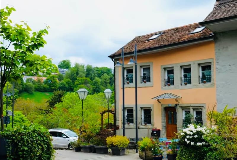 Historic character house for sale in Moudon (1)
