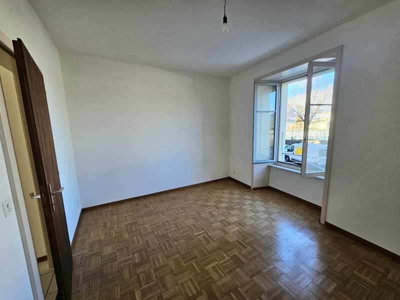 Appartamento di due locali con balcone sul Quai de la Thiële (6)