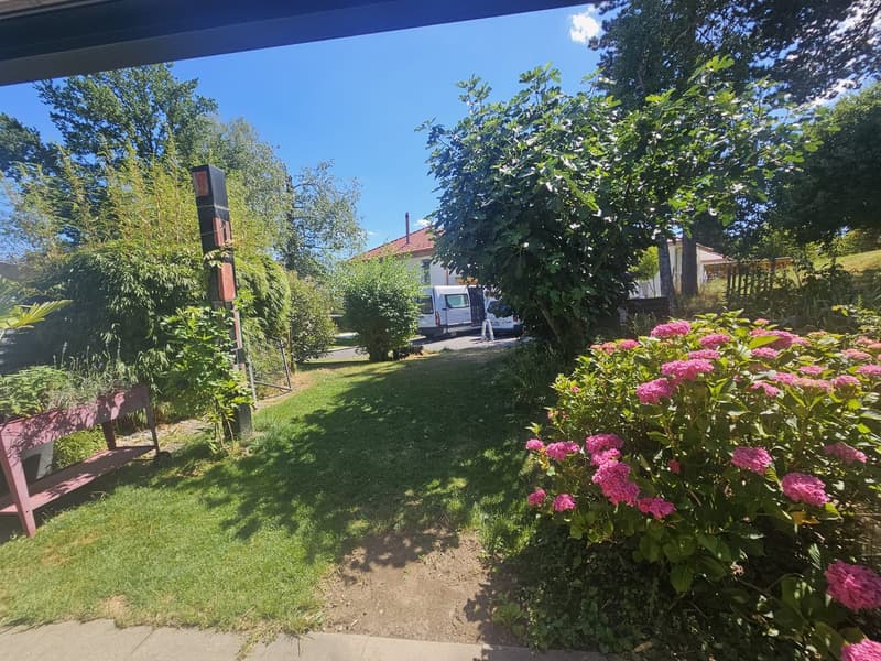 RARE ! Charmant appartement de 2.5 pièces à Morrens avec terrasse et jardin (10)