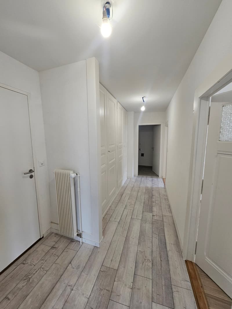 Delizioso appartamento di 3.5 locali ristrutturato a Vaulion (4)
